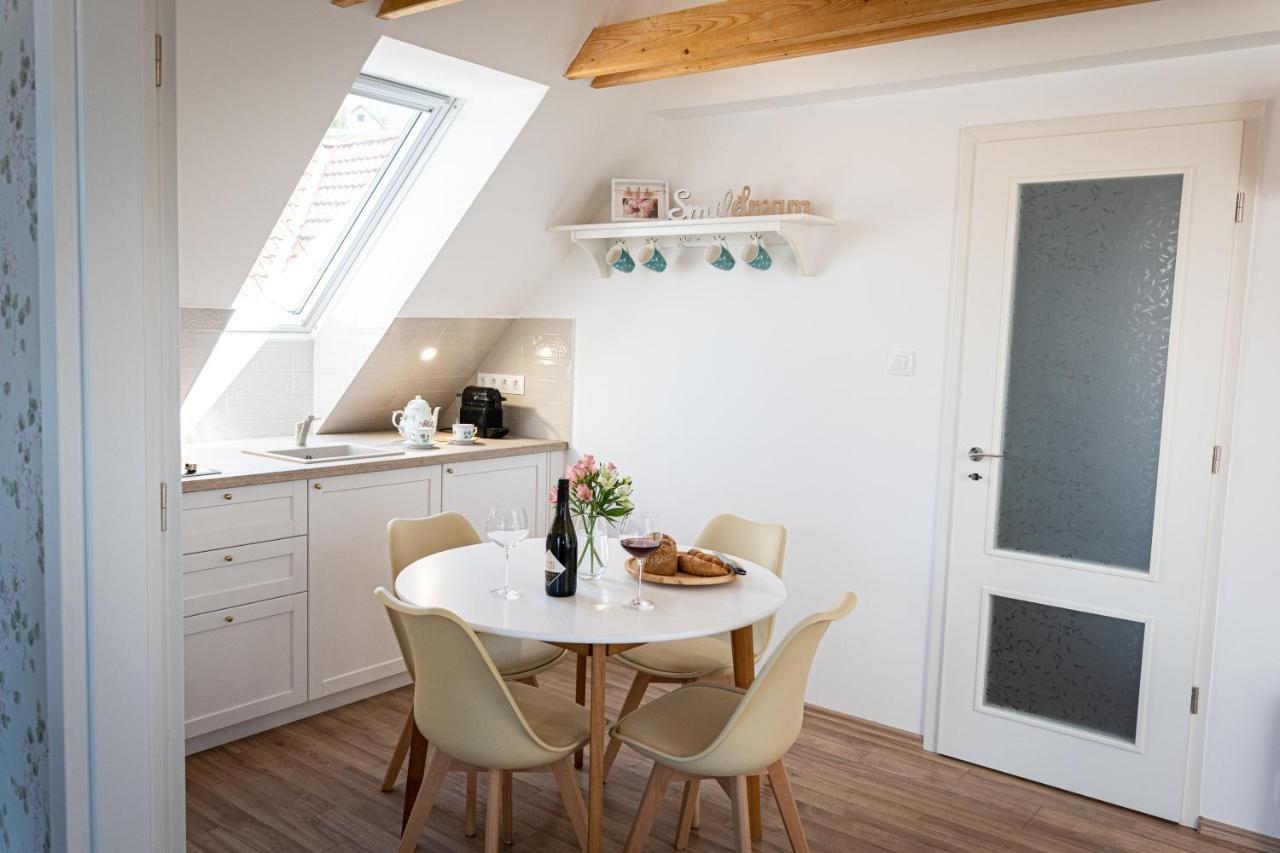 Apartmán Szigligeti Mandula Kert Vendeghaz Exteriér fotografie