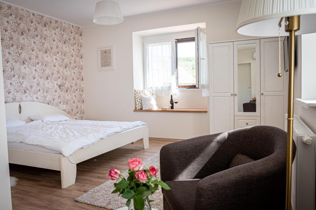Apartmán Szigligeti Mandula Kert Vendeghaz Exteriér fotografie