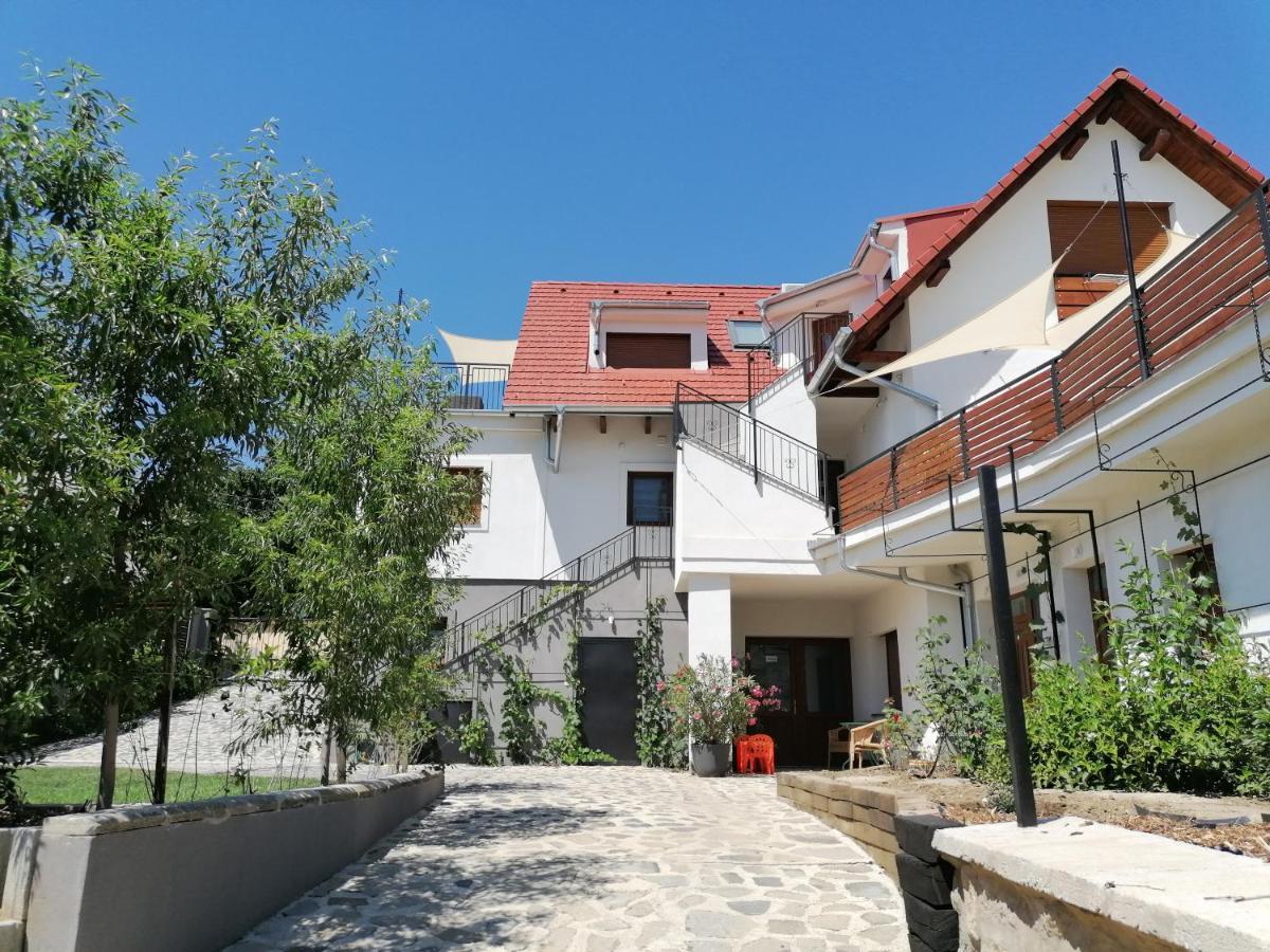 Apartmán Szigligeti Mandula Kert Vendeghaz Exteriér fotografie